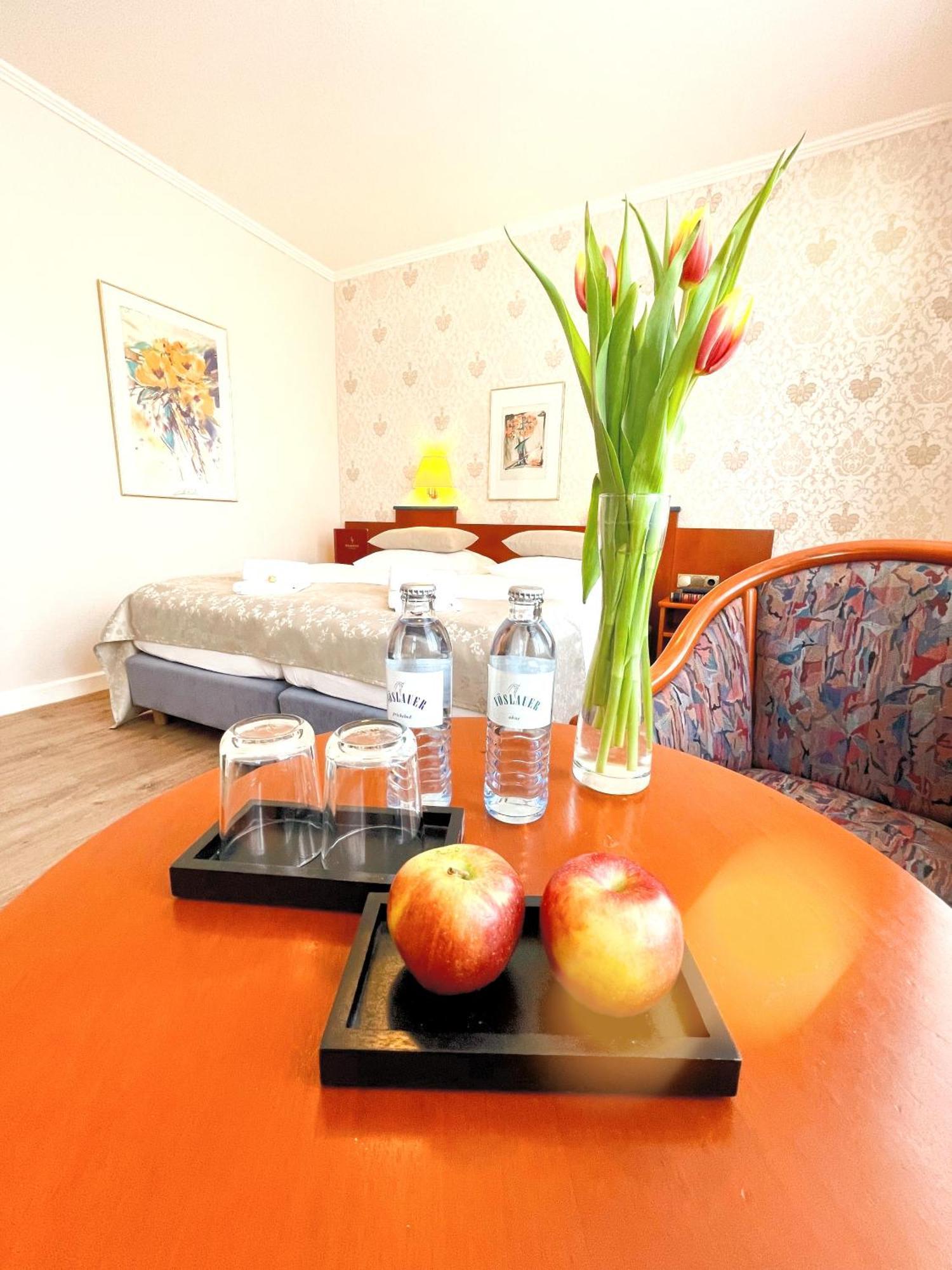 Hotel Kolossos Düsseldorf - Neuss Habitación foto