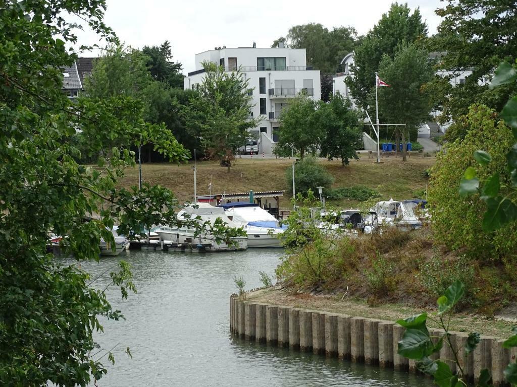 Hotel Kolossos Düsseldorf - Neuss Exterior foto